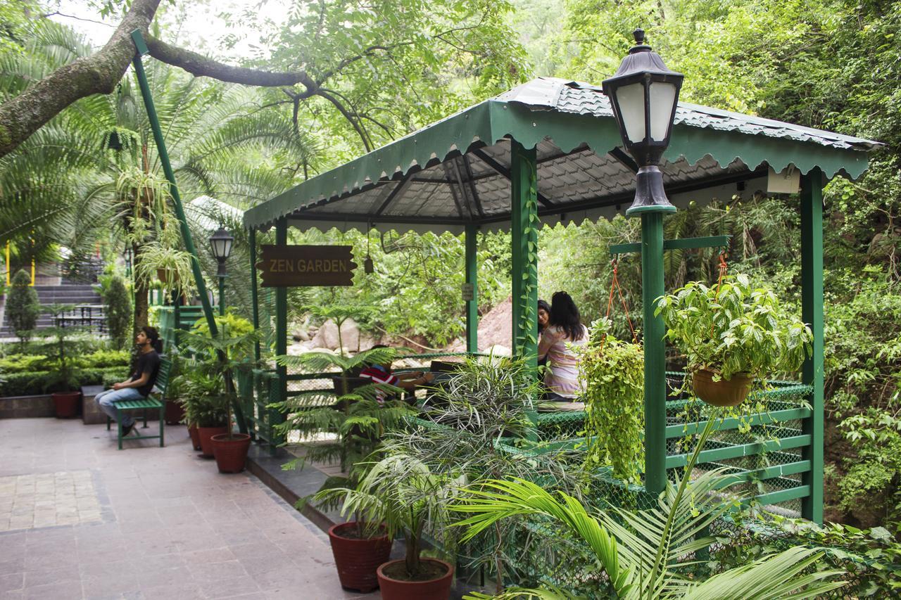 Savoy Greens Hotel Kasauli Kültér fotó